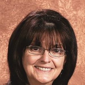 Meet your Posher, Lynda